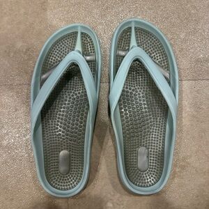 Cheeks “Health” Sandals Flip Flop Sandals Slide size 7 size 8